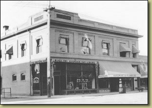 Coors Building (1906)